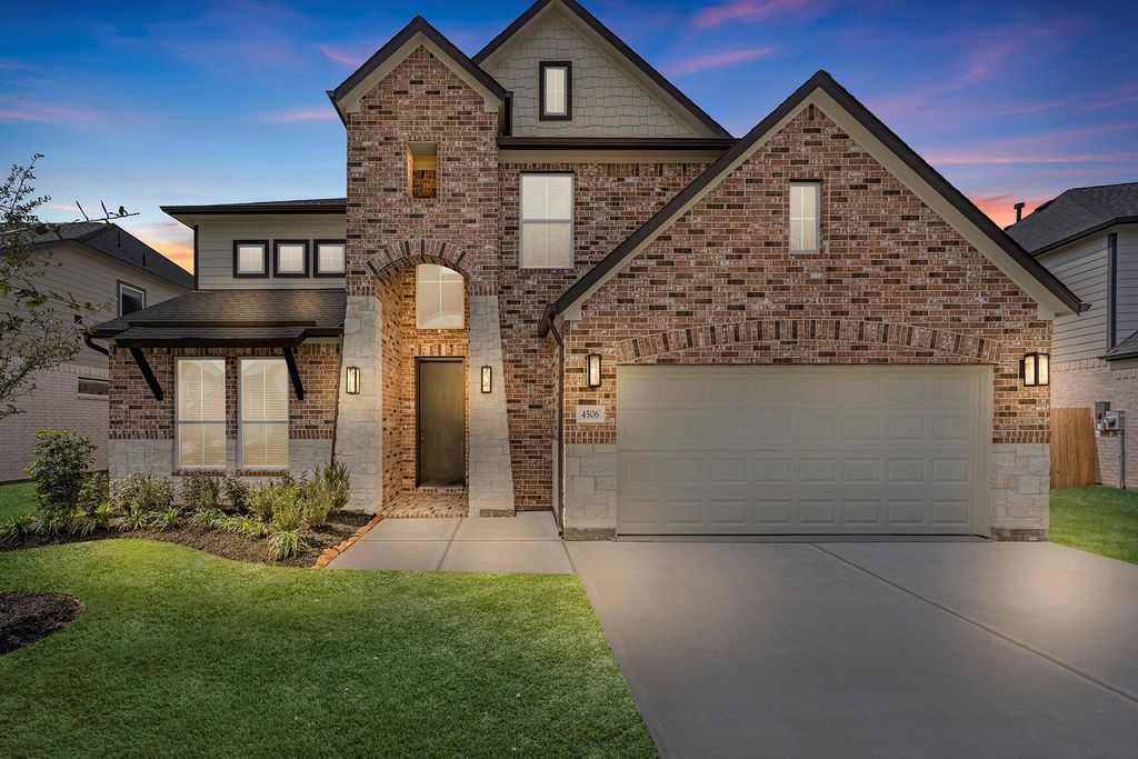 4506 Whisperwood Drive, Rosenberg, TX 77471