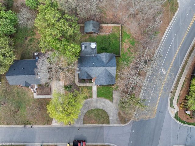 1600 Springfield Way Drive, Clemmons, NC 27012