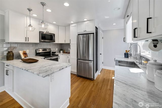 647 NW 51st Street, Seattle, WA 98107