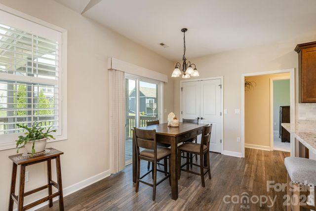 31 BLACK IRON Lane, Hendersonville, NC 28792