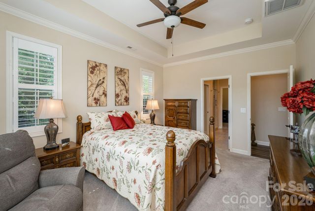 31 BLACK IRON Lane, Hendersonville, NC 28792