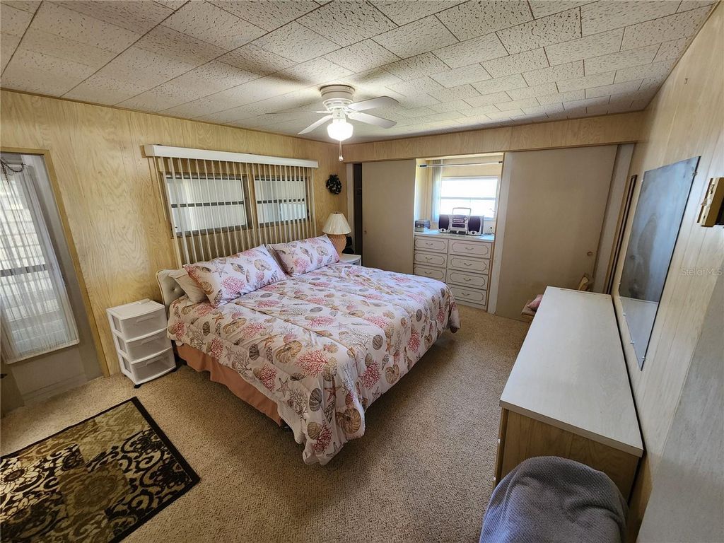 Image 18 of property listing at 316 DANUBE CIRCLE, Bradenton, FL 34207