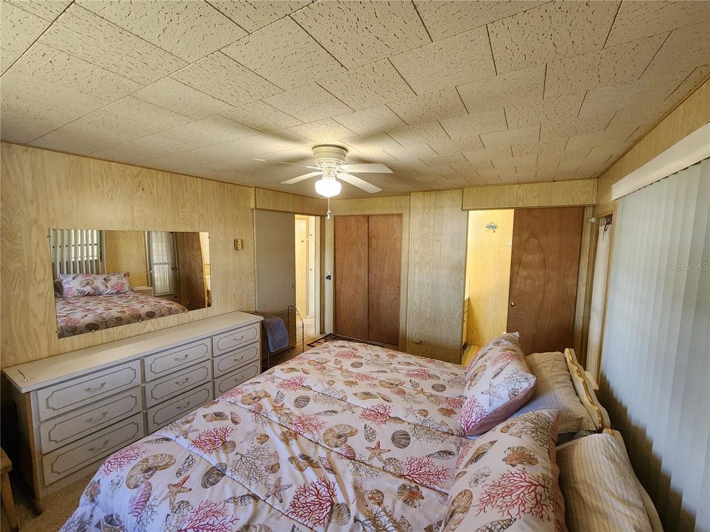 Image 20 of property listing at 316 DANUBE CIRCLE, Bradenton, FL 34207
