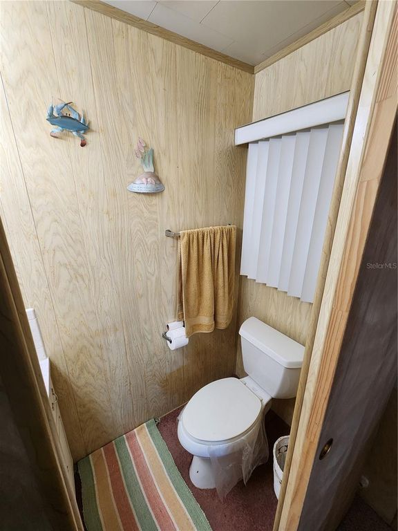 Image 23 of property listing at 316 DANUBE CIRCLE, Bradenton, FL 34207