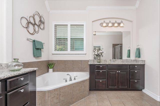 1244 Naranjo DR, Georgetown, TX 78628