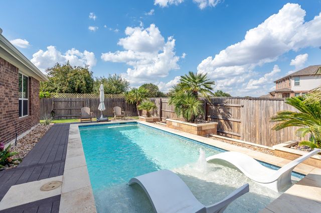 1244 Naranjo DR, Georgetown, TX 78628