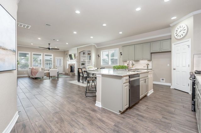 1244 Naranjo DR, Georgetown, TX 78628