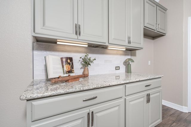1244 Naranjo DR, Georgetown, TX 78628