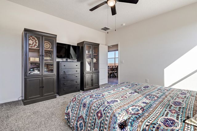 71 Tome Vista Drive, Los Lunas, NM 87031