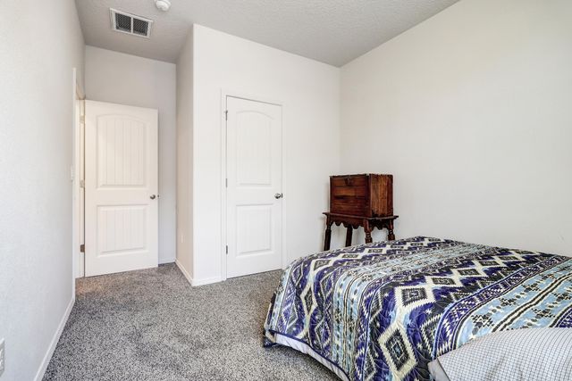 71 Tome Vista Drive, Los Lunas, NM 87031