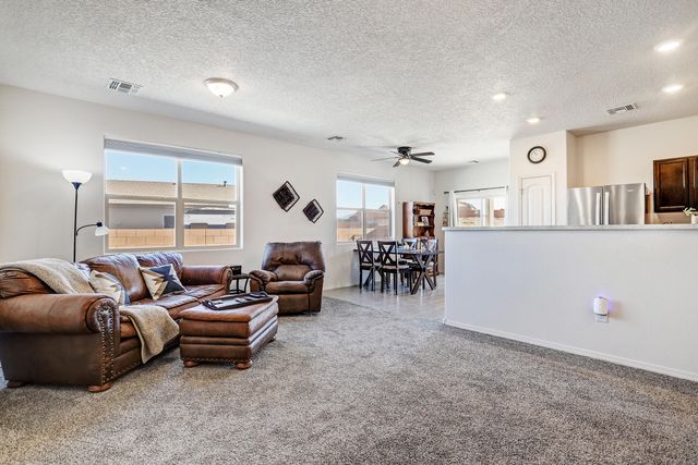 71 Tome Vista Drive, Los Lunas, NM 87031