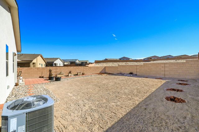 71 Tome Vista Drive, Los Lunas, NM 87031