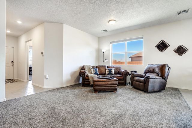 71 Tome Vista Drive, Los Lunas, NM 87031