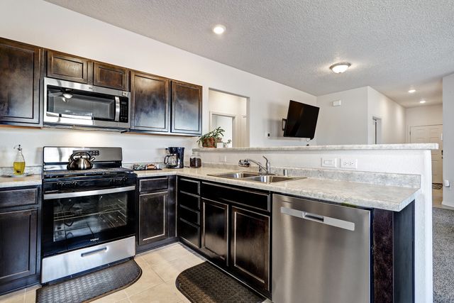 71 Tome Vista Drive, Los Lunas, NM 87031