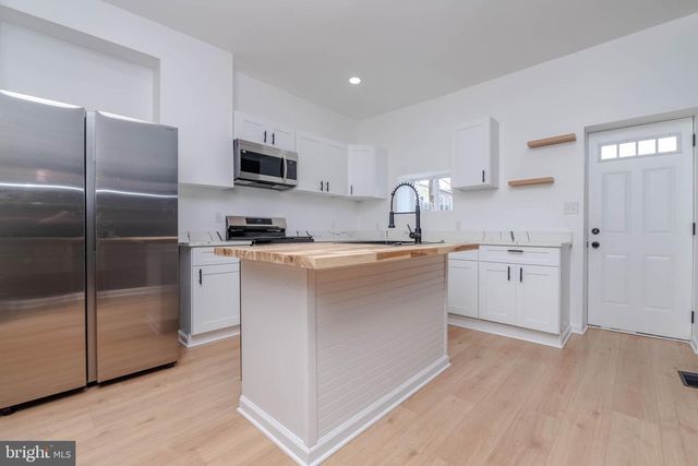1413 S CAREY ST, Baltimore, MD 21230