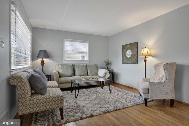 112 LUXOR ST, Manassas Park, VA 20111