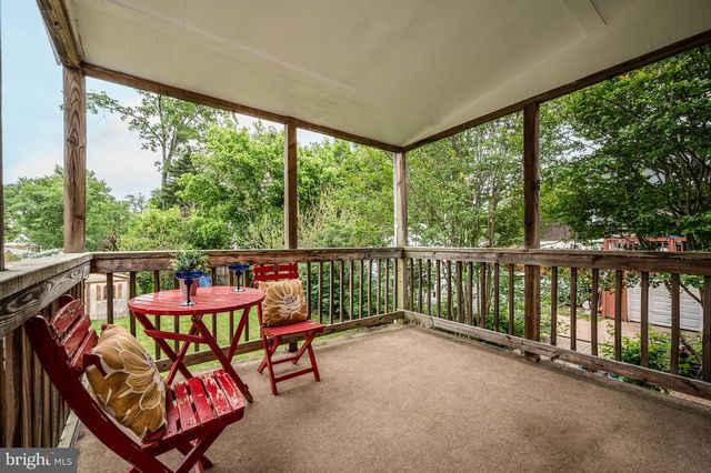 112 LUXOR ST, Manassas Park, VA 20111
