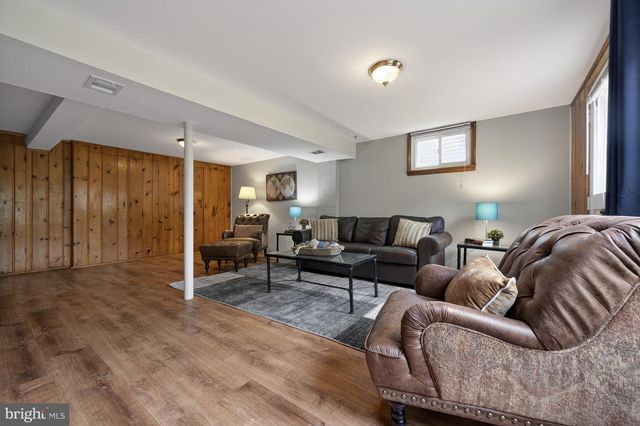 112 LUXOR ST, Manassas Park, VA 20111