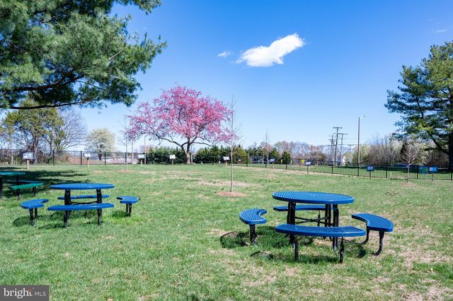 112 LUXOR ST, Manassas Park, VA 20111