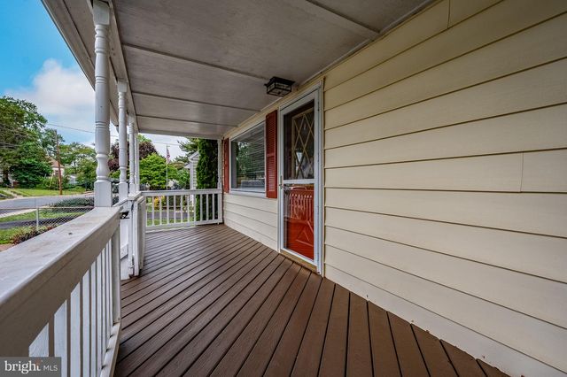 112 LUXOR ST, Manassas Park, VA 20111