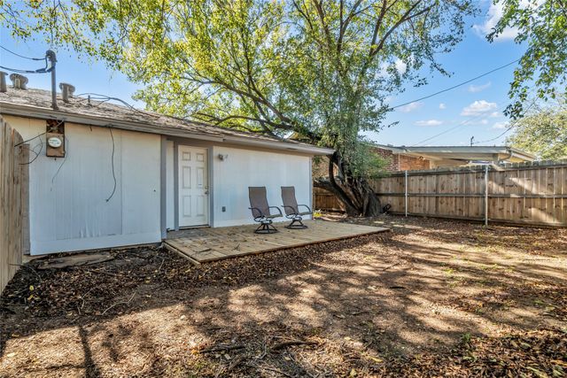 1321 Parkway Court, Arlington, TX 76010