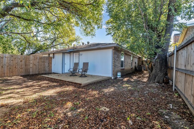 1321 Parkway Court, Arlington, TX 76010