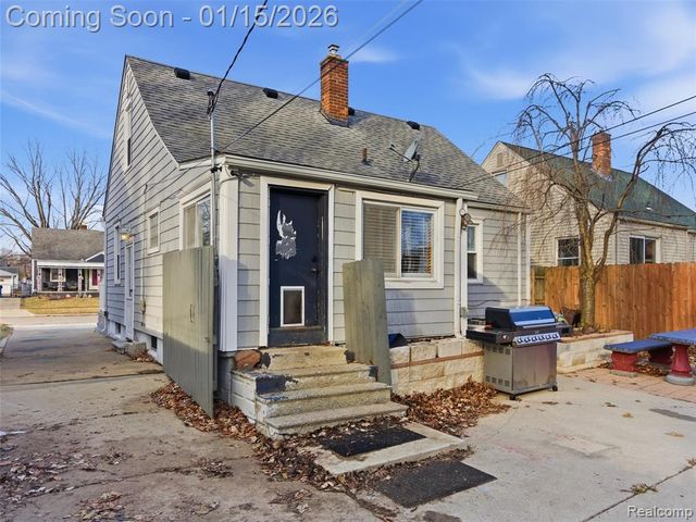 4185 Edmund Street, Wayne, MI 48184