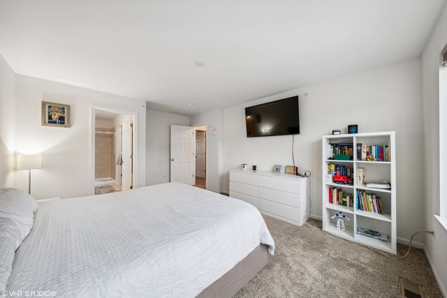 3S616 Everton Drive, Warrenville, IL 60555