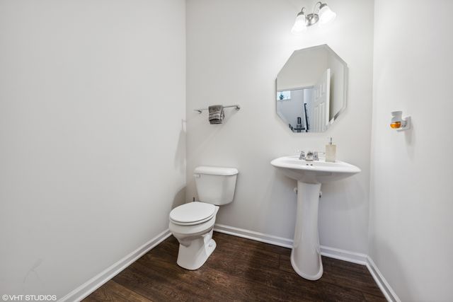 3S616 Everton Drive, Warrenville, IL 60555