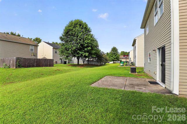 9107 Newfield Street, Charlotte, NC 28216