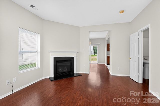 9107 Newfield Street, Charlotte, NC 28216
