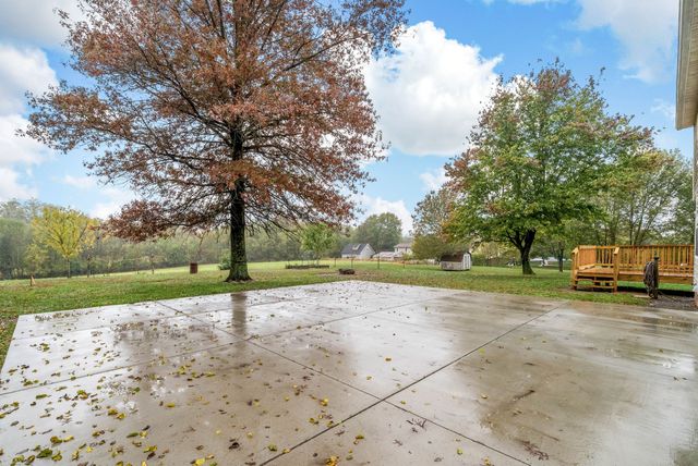 105 Good Hope Cemetery Rd, Oak Grove, KY 42262