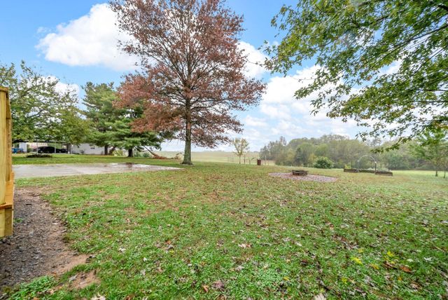 105 Good Hope Cemetery Rd, Oak Grove, KY 42262