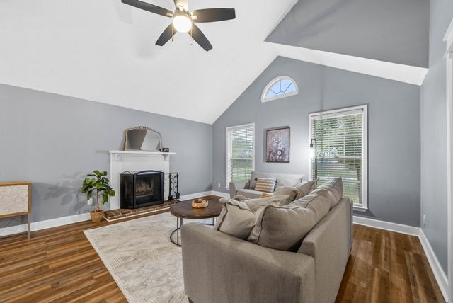 105 Good Hope Cemetery Rd, Oak Grove, KY 42262