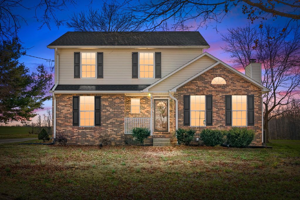 105 Good Hope Cemetery Rd, Oak Grove, KY 42262