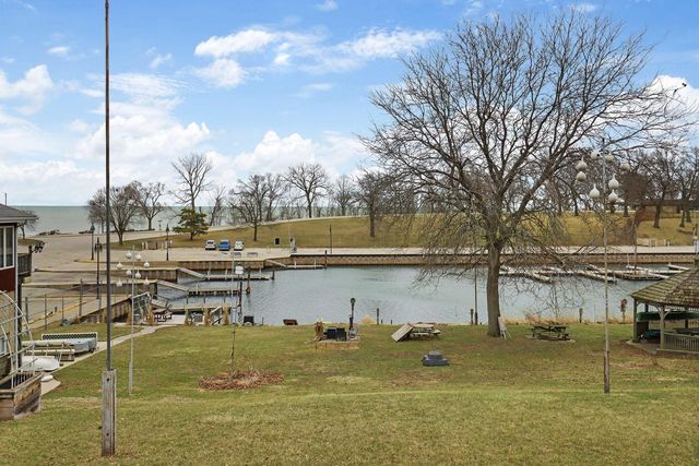 4509 5th AVENUE, Kenosha, WI 53140