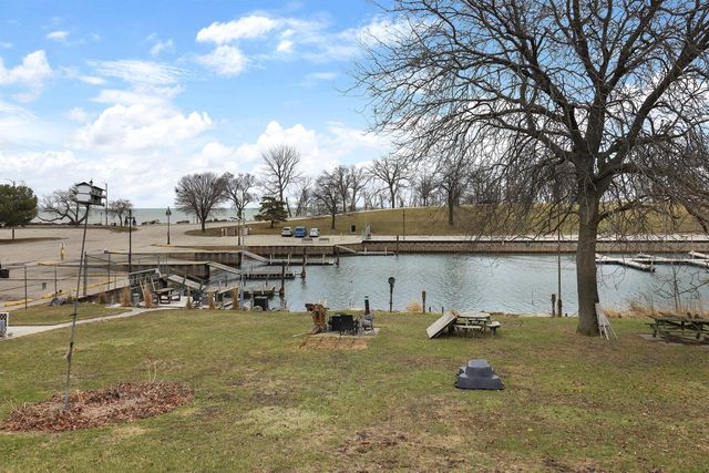 4509 5th AVENUE, Kenosha, WI 53140