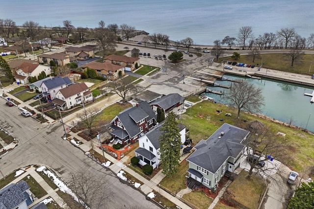 4509 5th AVENUE, Kenosha, WI 53140
