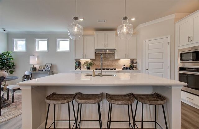 4222 Portsbrook Avenue, Snellville, GA 30039