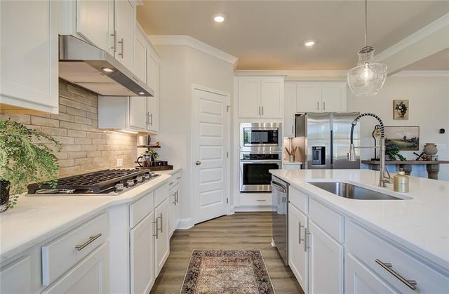 4222 Portsbrook Avenue, Snellville, GA 30039