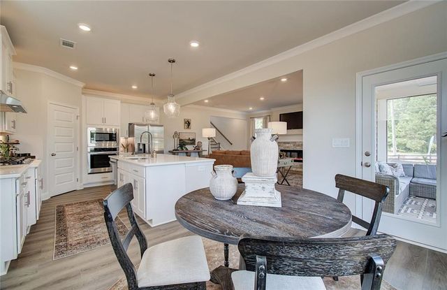 4222 Portsbrook Avenue, Snellville, GA 30039