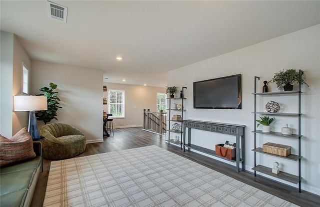 4222 Portsbrook Avenue, Snellville, GA 30039