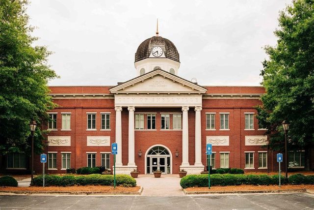 4222 Portsbrook Avenue, Snellville, GA 30039