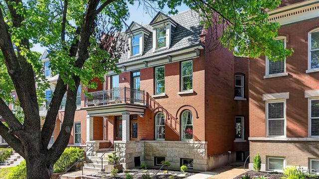 3441 Crittenden Street, St Louis, MO 63118