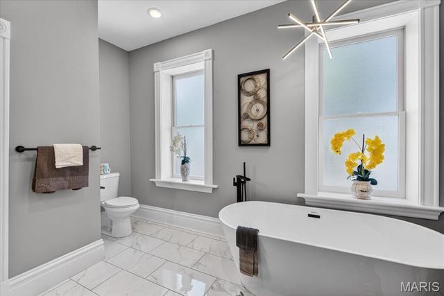 3441 Crittenden Street, St Louis, MO 63118