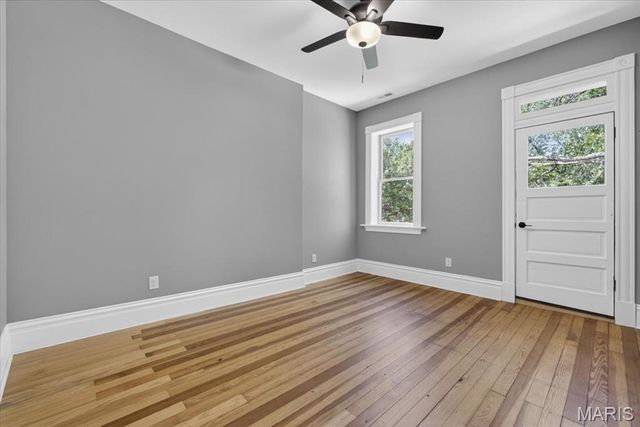 3441 Crittenden Street, St Louis, MO 63118