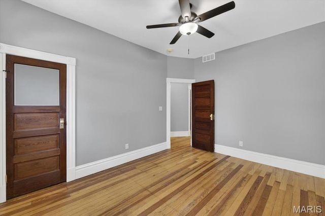 3441 Crittenden Street, St Louis, MO 63118