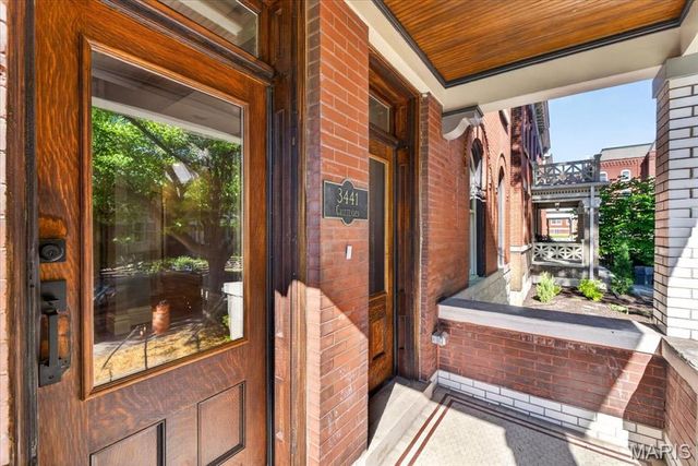 3441 Crittenden Street, St Louis, MO 63118