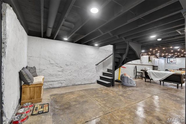 3441 Crittenden Street, St Louis, MO 63118