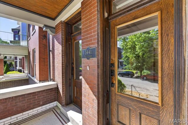 3441 Crittenden Street, St Louis, MO 63118